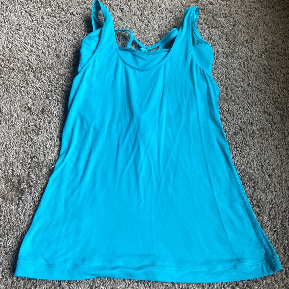 blue lulu lemon tank top, built in bra, size 4